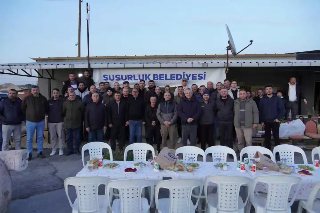 Susurluk Belediyesi Çalışanları ile İftar Buluşması Susurluk Belediyesi Çalışanları ile İftar Buluşması