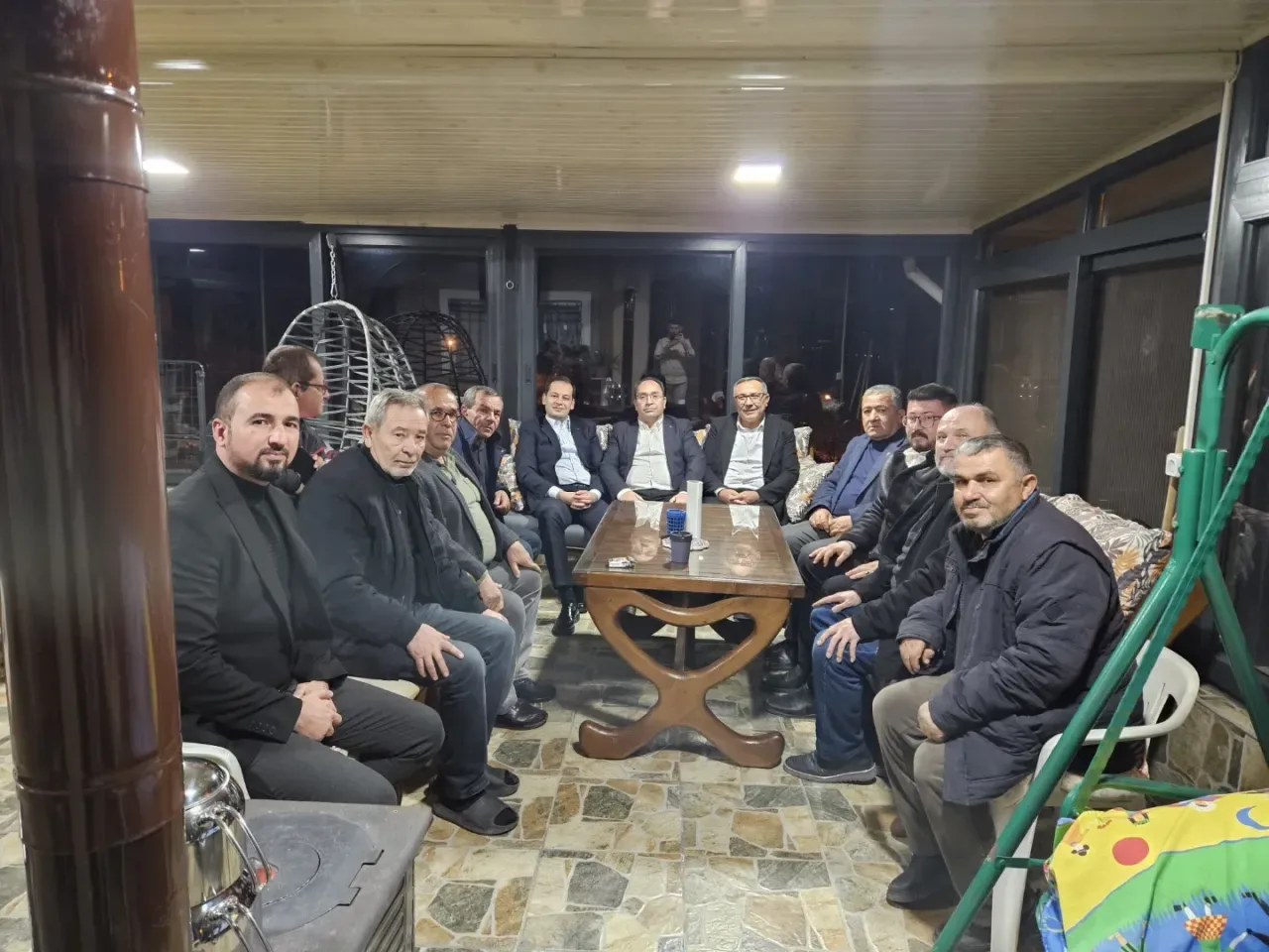 AK Parti Şereflikoçhisar İlçe Teşkilatı'ndan Evren Kaymakamı ve Parti İlçe Başkanı'na Ziyaret AK Parti Şereflikoçhisar İlçe Teşkilatı'ndan Evren Kaymakamı ve Parti İlçe Başkanı'na Ziyaret