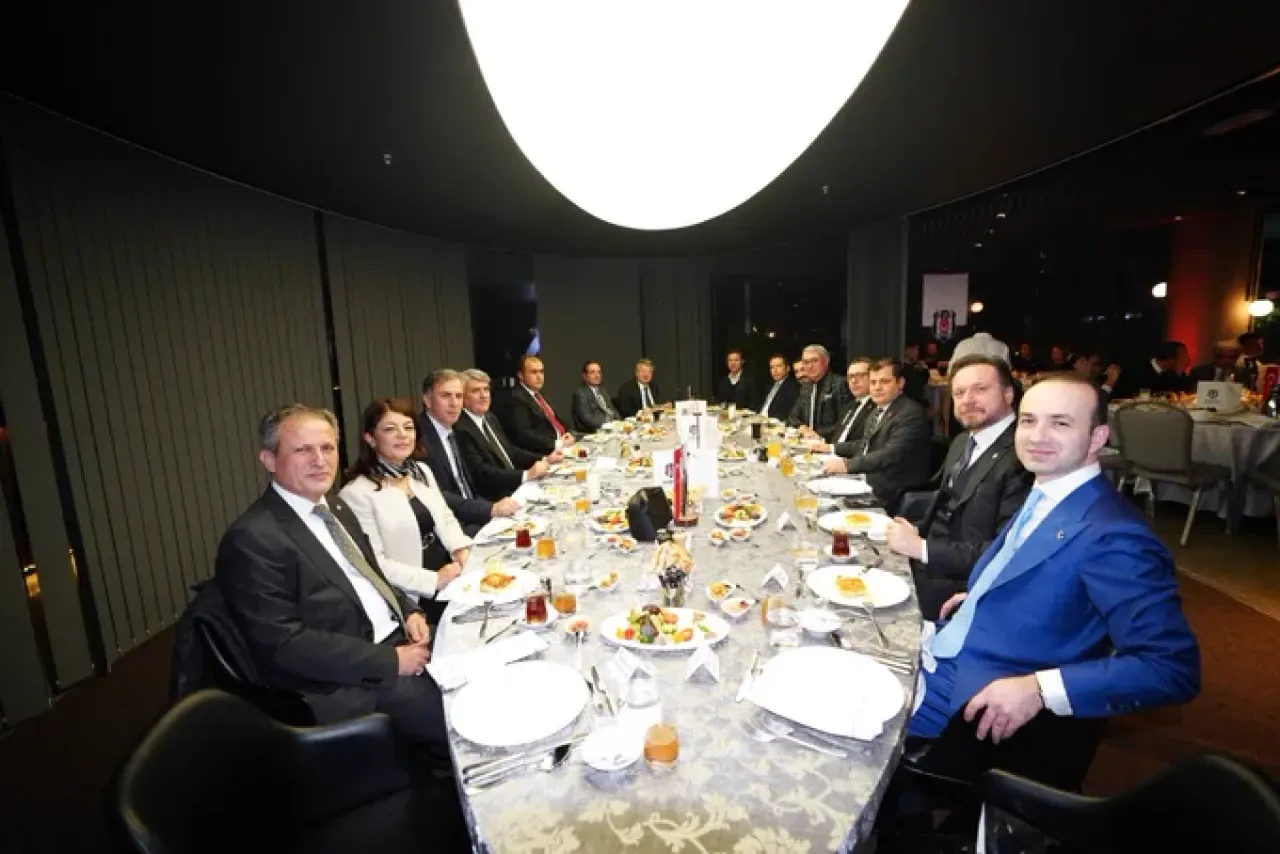 Beşiktaş'tan Anlamlı İftar Daveti Beşiktaş'tan Anlamlı İftar Daveti