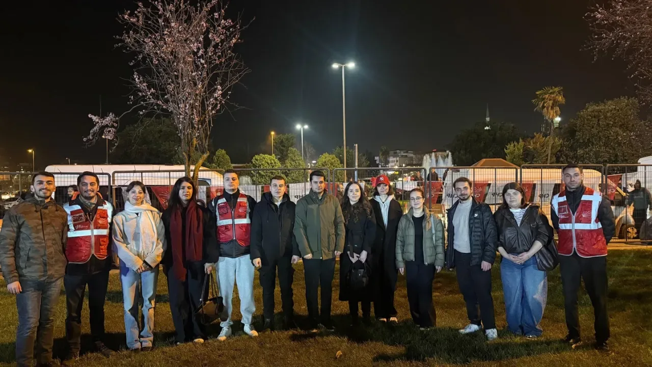 CHP'den Millet İradesi Vurgusu: Pendik'te Coşkulu Miting CHP'den Millet İradesi Vurgusu: Pendik'te Coşkulu Miting