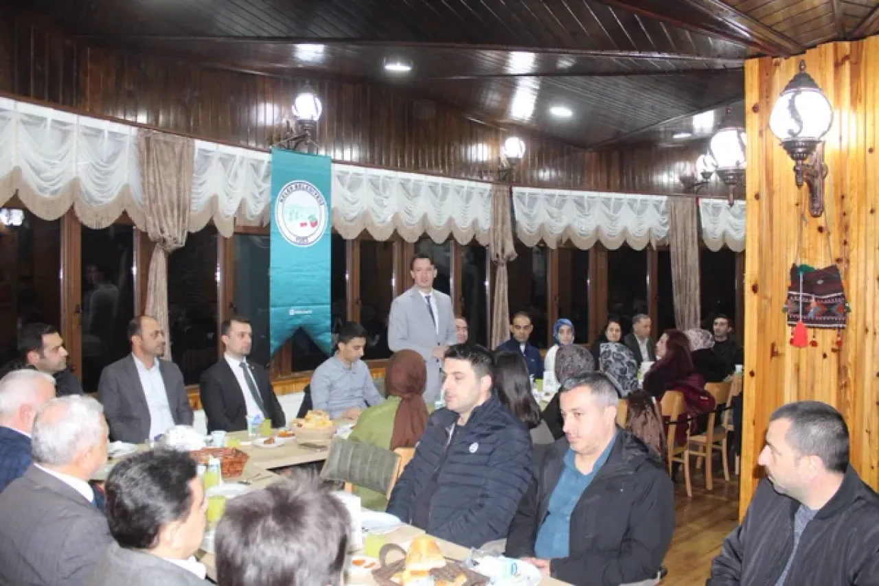Keles'te Ramazan İftarında Protokol Buluşması Keles'te Ramazan İftarında Protokol Buluşması