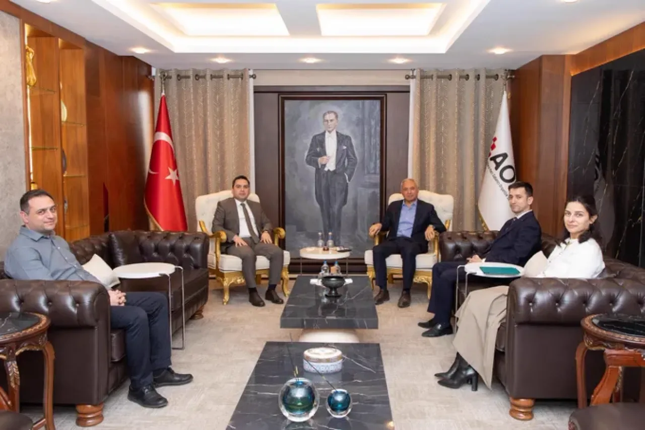 Adana OSB ve Çukurova Kalkınma Ajansı Yeşil Dönüşüm İçin Güçlerini Birleştirdi Adana OSB ve Çukurova Kalkınma Ajansı Yeşil Dönüşüm İçin Güçlerini Birleştirdi