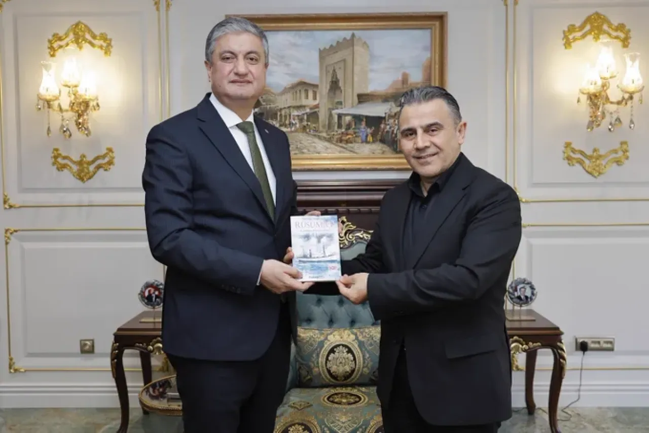 Adana Valisi'nden STK ve Basın Temsilcilerine Kalkınma Vurgusu Adana Valisi'nden STK ve Basın Temsilcilerine Kalkınma Vurgusu