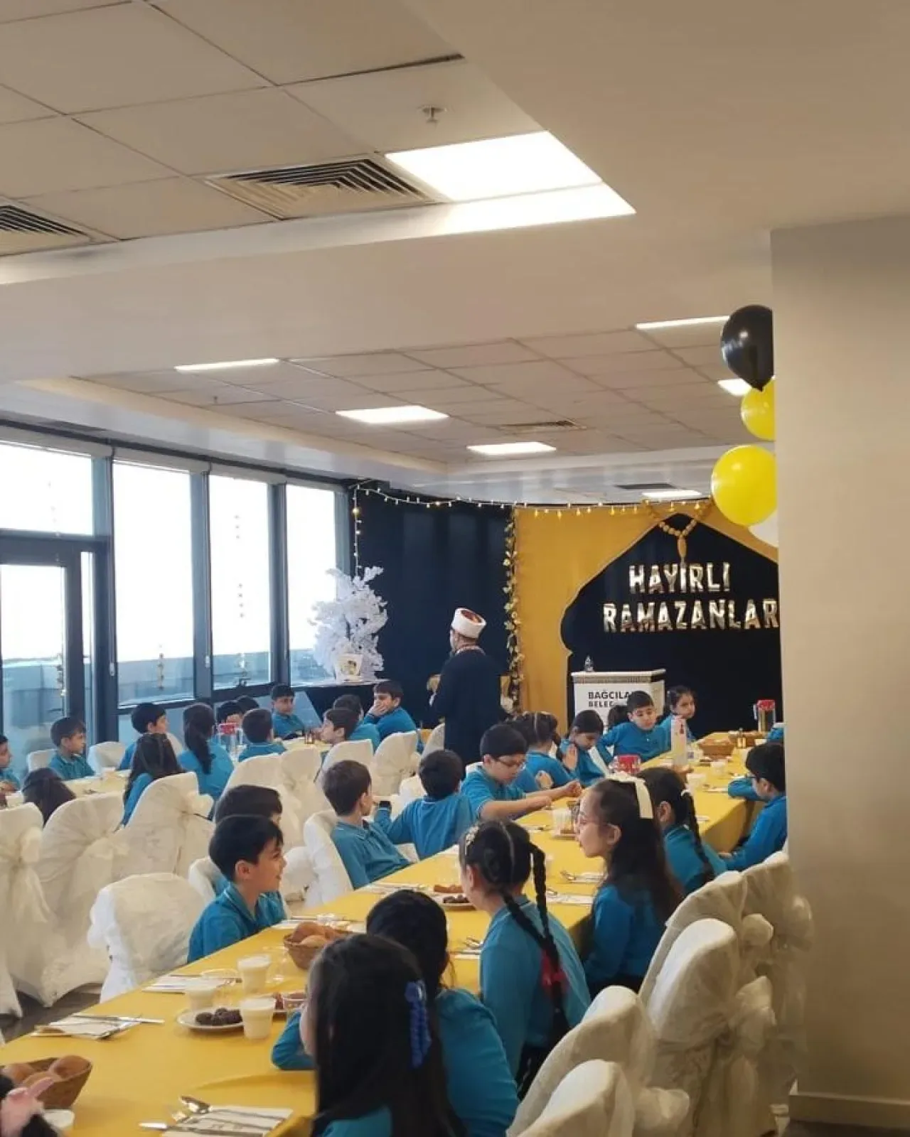 Bağcılar'da Minik Eller Tekne Orucu Geleneği ile Tanıştı Bağcılar'da Minik Eller Tekne Orucu Geleneği ile Tanıştı