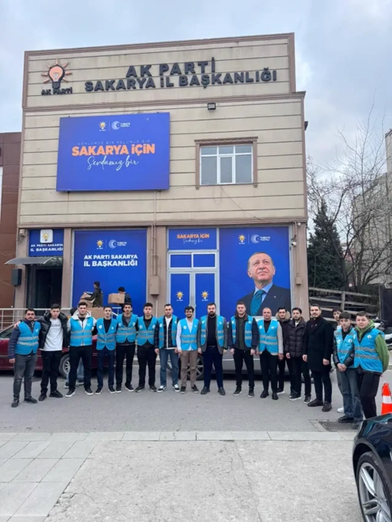 AK Parti'li Tolunay Kutluay'dan Kritik İftar Zamanı Açıklaması AK Parti'li Tolunay Kutluay'dan Kritik İftar Zamanı Açıklaması