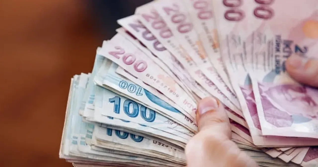 Emeklilere Ramazan Bayramı İkramiyesi Ödemeleri Başlıyor Emeklilere Ramazan Bayramı İkramiyesi Ödemeleri Başlıyor