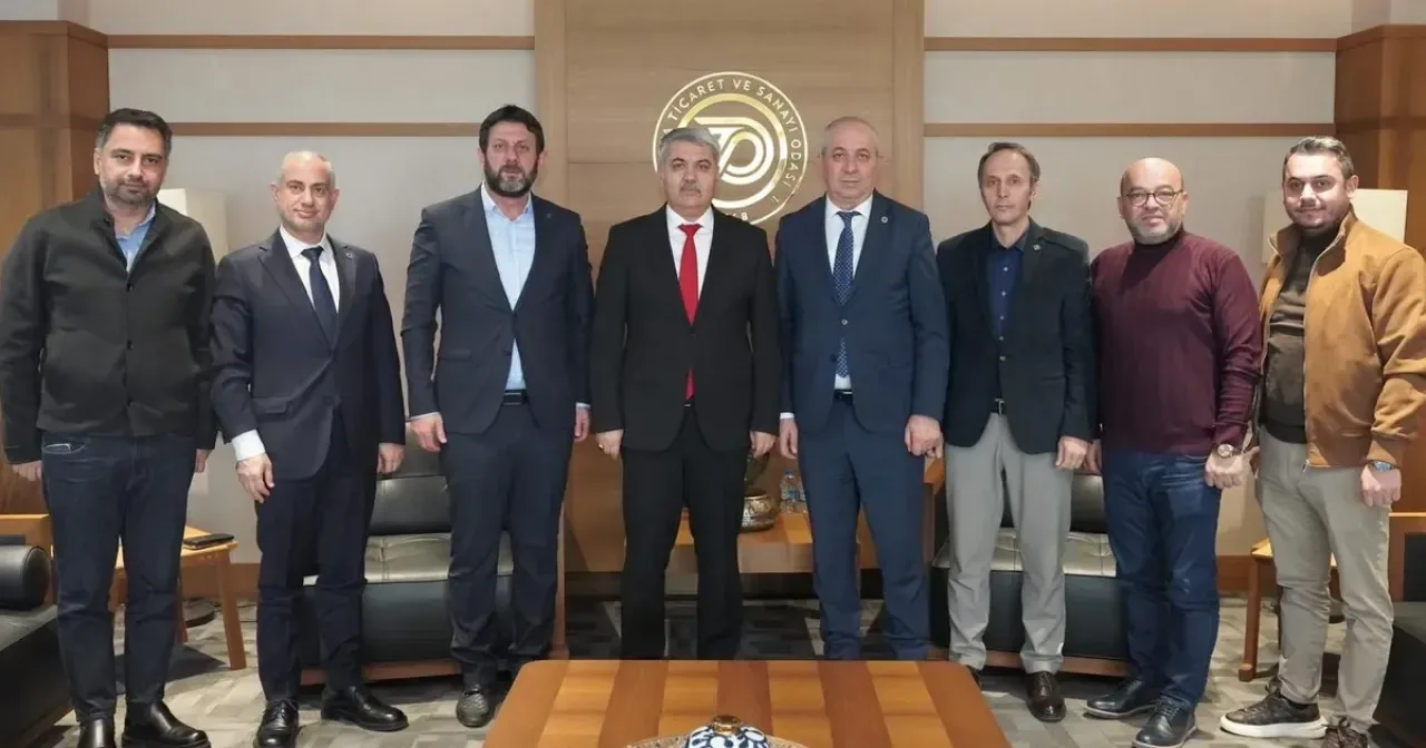 Yalova Emniyet Müdürü Delen, YTSO'ya İade-i Ziyaret Gerçekleştirdi Yalova Emniyet Müdürü Delen, YTSO'ya İade-i Ziyaret Gerçekleştirdi