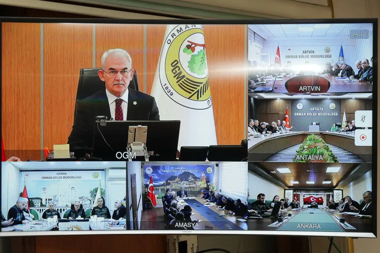 Adana Orman Bölge Müdürlüğü'nde Stratejik Değerlendirme Toplantısı Yapıldı Adana Orman Bölge Müdürlüğü'nde Stratejik Değerlendirme Toplantısı Yapıldı