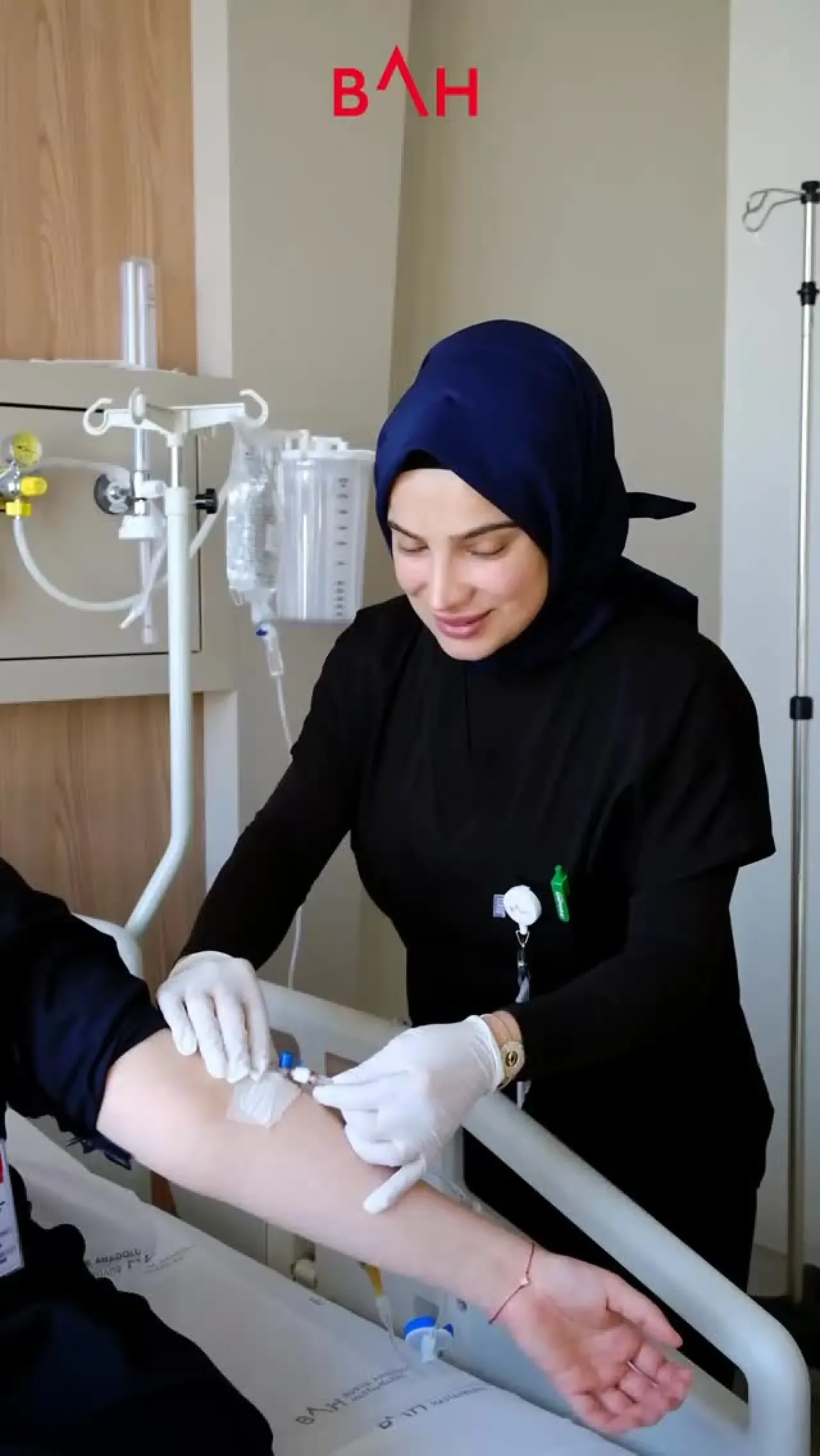 Darıca Büyük Anadolu Hastanesi'nden 14 Mart Tıp Bayramı Mesajı Darıca Büyük Anadolu Hastanesi'nden 14 Mart Tıp Bayramı Mesajı