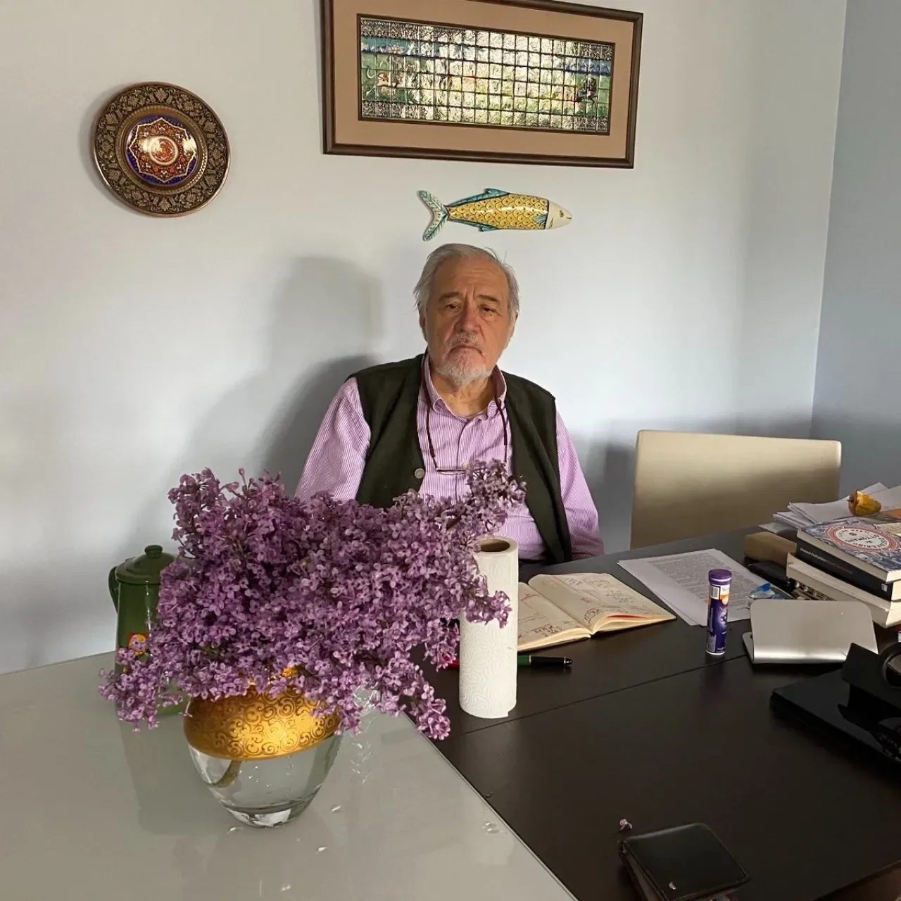 İlber Ortaylı'nın Kız Kardeşi Nuriye Ortaylı'nın Leylak Paylaşımı Sosyal Medyada Yankı Buldu İlber Ortaylı'nın Kız Kardeşi Nuriye Ortaylı'nın Leylak Paylaşımı Sosyal Medyada Yankı Buldu