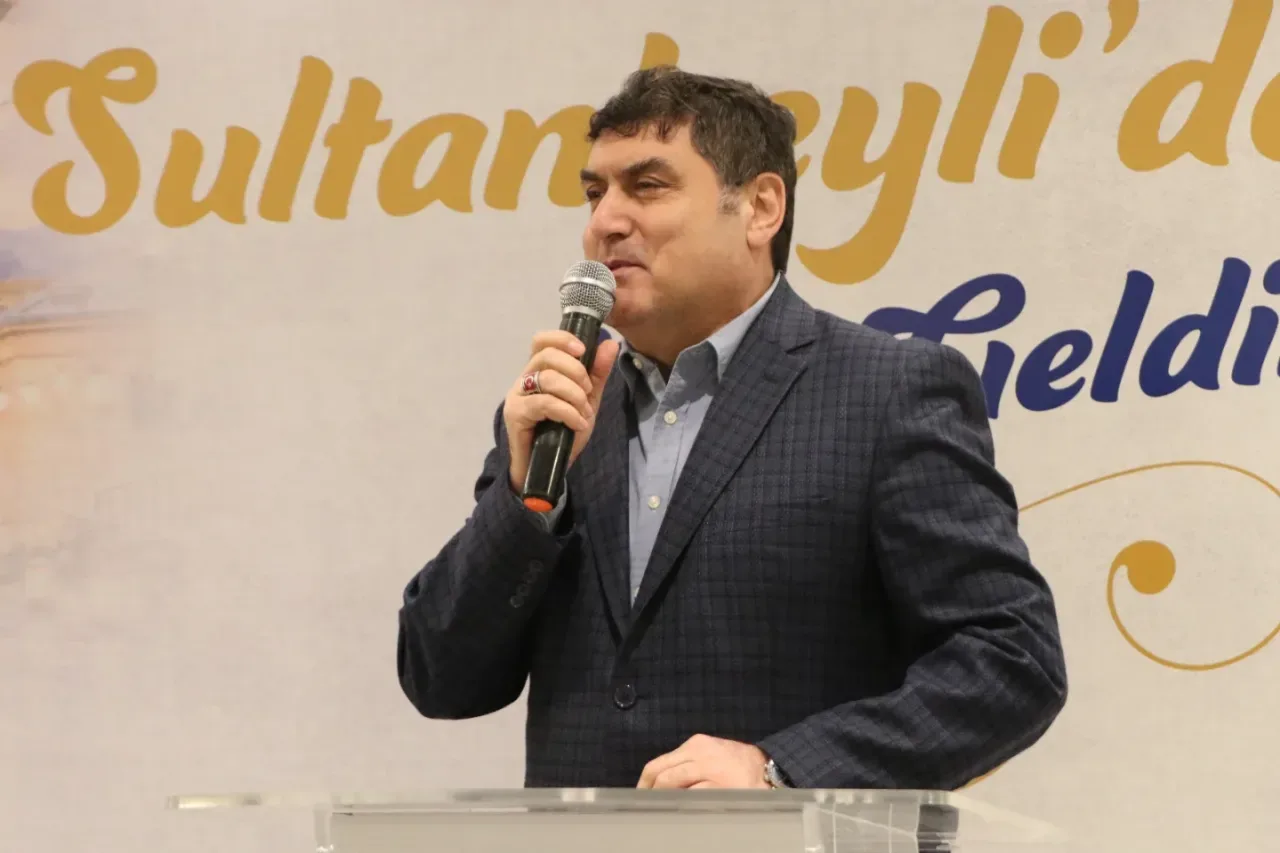 Sultanbeyli'de Roman Vatandaşlar İçin İftar Programı Düzenlendi Sultanbeyli'de Roman Vatandaşlar İçin İftar Programı Düzenlendi