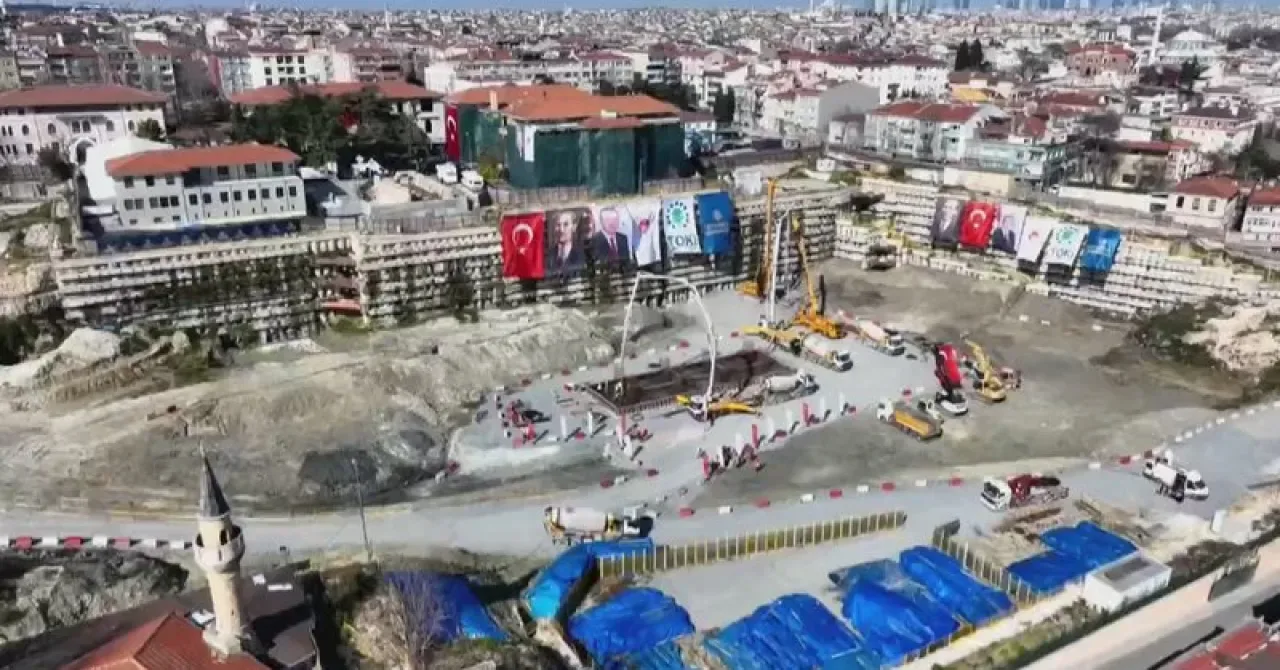 Cumhurbaşkanı Erdoğan Cerrahpaşa'da Temel Atma ve Açılış Töreninde Konuştu Cumhurbaşkanı Erdoğan Cerrahpaşa'da Temel Atma ve Açılış Töreninde Konuştu