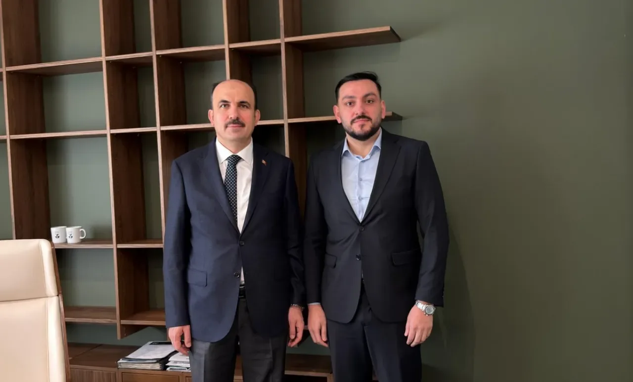 İsveç'te Konyalı İş İnsanları Buluştu: Memleket Sevgisi Gurbette de Devam Ediyor İsveç'te Konyalı İş İnsanları Buluştu: Memleket Sevgisi Gurbette de Devam Ediyor