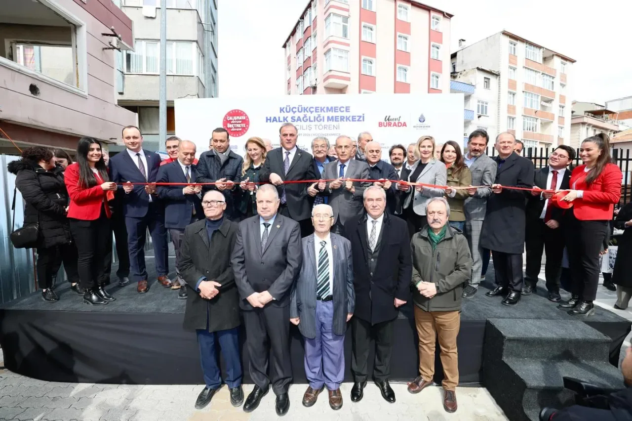 Küçükçekmece'ye Yeni Halk Sağlığı Merkezi Açıldı Küçükçekmece'ye Yeni Halk Sağlığı Merkezi Açıldı