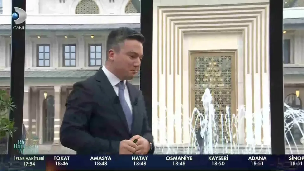 Necdet Ünüvar, Külliye'de Gerçekleşen Ramazan İftar Programına Katıldı Necdet Ünüvar, Külliye'de Gerçekleşen Ramazan İftar Programına Katıldı