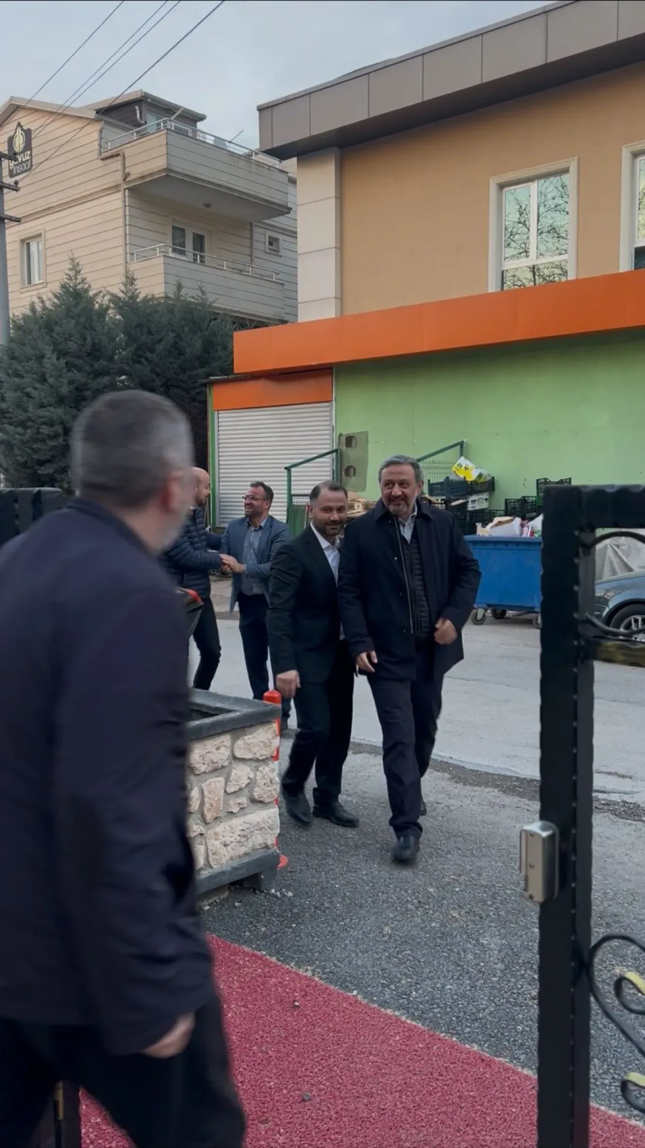 Başiskele'de Gençlerle Anlamlı İftar Buluşması Başiskele'de Gençlerle Anlamlı İftar Buluşması
