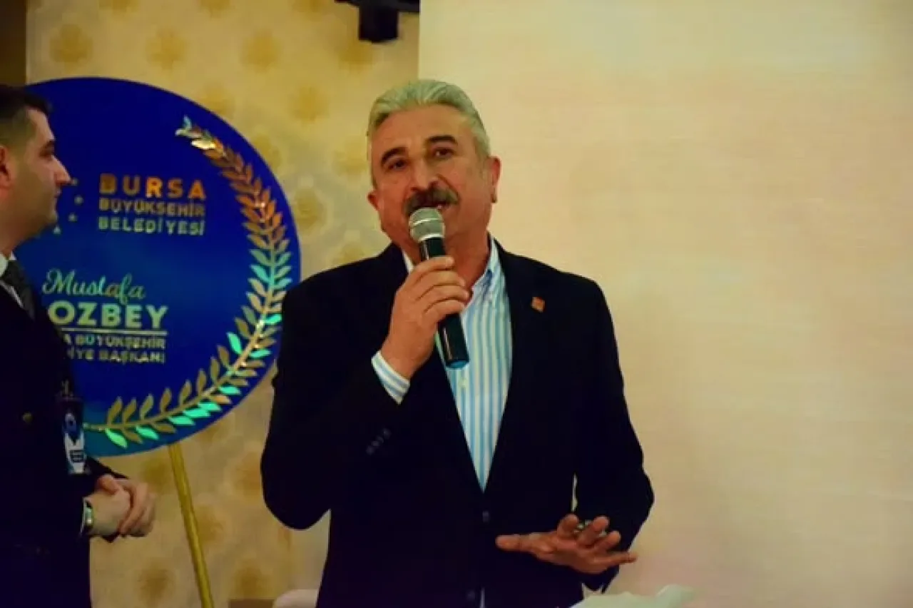 CHP Bursa İl Başkanı, Kanser Derneği İftarında Dayanışma Mesajı Verdi CHP Bursa İl Başkanı, Kanser Derneği İftarında Dayanışma Mesajı Verdi