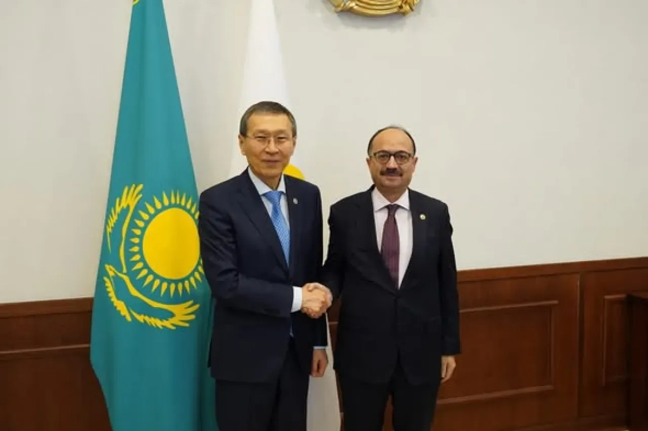 TÜRKPA Heyeti Kazakistan'da Seçim Kurulu Başkanıyla Buluştu TÜRKPA Heyeti Kazakistan'da Seçim Kurulu Başkanıyla Buluştu