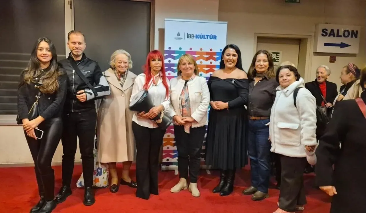 CHP Bakırköy, Çevre Derneğinin Bahar Konserine Katıldı CHP Bakırköy, Çevre Derneğinin Bahar Konserine Katıldı