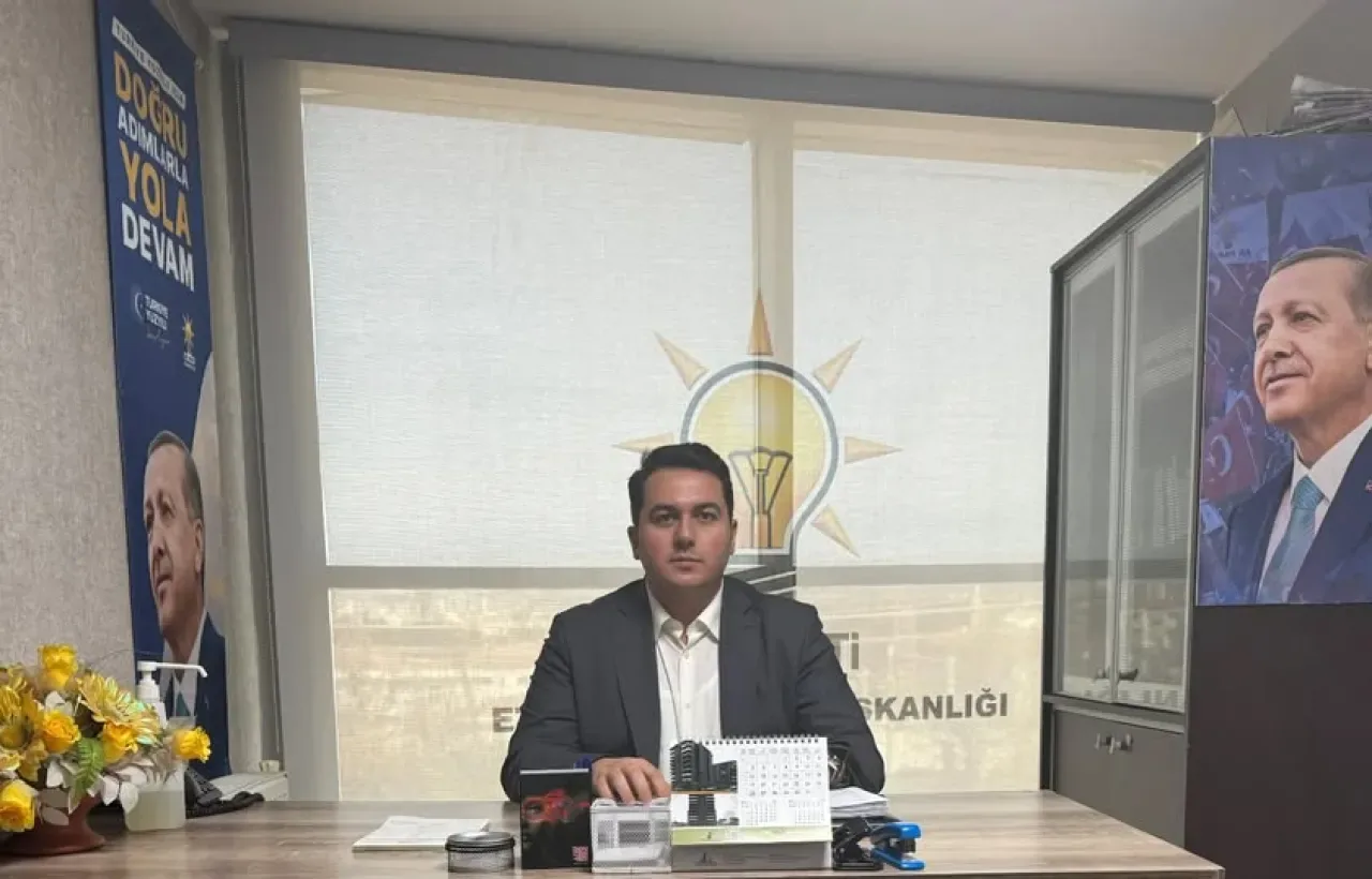 AK Parti Etimesgut İlçe Başkanlığı'nda Nöbet Görevi Başladı AK Parti Etimesgut İlçe Başkanlığı'nda Nöbet Görevi Başladı