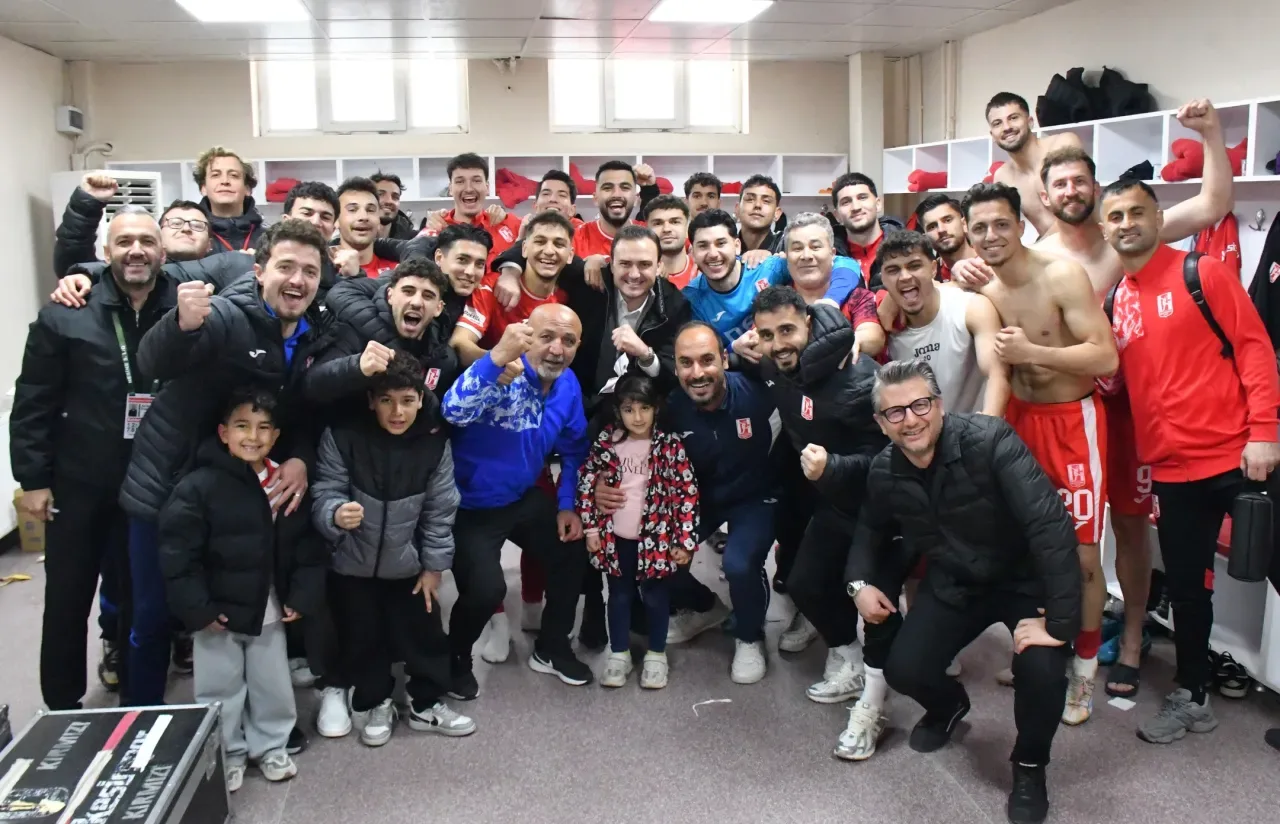 Balıkesirspor, Üst Lig Hedefinde Kararlı Adımlarla İlerliyor Balıkesirspor, Üst Lig Hedefinde Kararlı Adımlarla İlerliyor