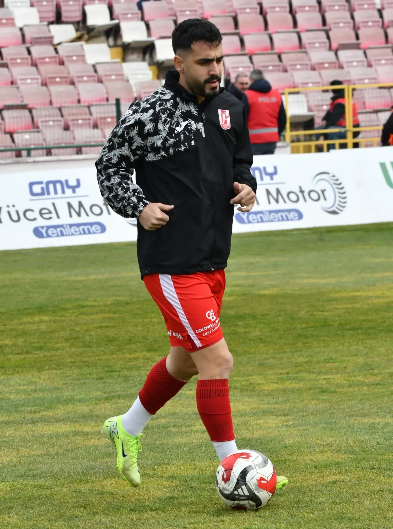 Balıkesirspor'da "Isınma" Süreci Başladı Balıkesirspor'da "Isınma" Süreci Başladı