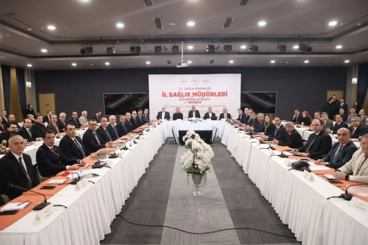 Sağlık Bakanı Memişoğlu, İl Müdürleriyle Kritik Değerlendirme Toplantısı Gerçekleştirdi Sağlık Bakanı Memişoğlu, İl Müdürleriyle Kritik Değerlendirme Toplantısı Gerçekleştirdi
