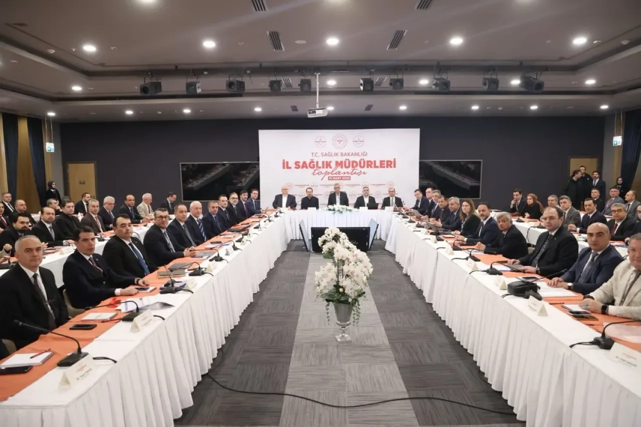 Kocaeli İl Sağlık Müdürü Pehlevan, Bakan Memişoğlu Başkanlığındaki Kritik Toplantıda Kocaeli İl Sağlık Müdürü Pehlevan, Bakan Memişoğlu Başkanlığındaki Kritik Toplantıda