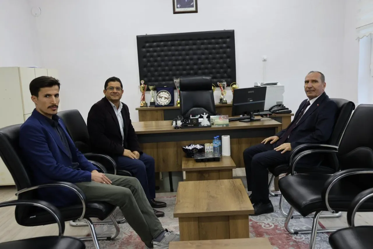 KYK Yurdunda İftar Sofrası: Mehmet Aydın Öğrencilerle Bir Araya Geldi KYK Yurdunda İftar Sofrası: Mehmet Aydın Öğrencilerle Bir Araya Geldi