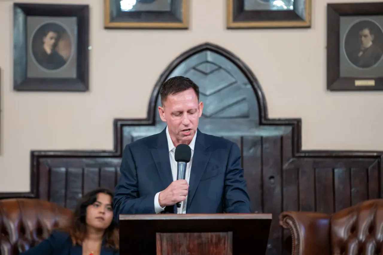 Peter Thiel'ın Roma'daki 'Deccal' Dersleri İtalyan Parlamentosu'nda Soruşturma Talebine Yol Açtı Peter Thiel'ın Roma'daki 'Deccal' Dersleri İtalyan Parlamentosu'nda Soruşturma Talebine Yol Açtı
