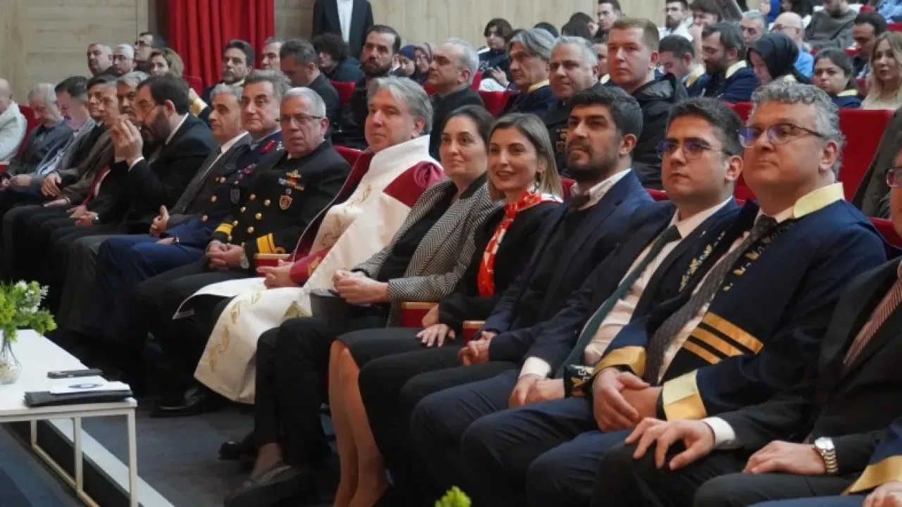 AK Parti Yalova'dan 14 Mart Tıp Bayramı'nda Sağlık Çalışanlarına Ziyaret AK Parti Yalova'dan 14 Mart Tıp Bayramı'nda Sağlık Çalışanlarına Ziyaret