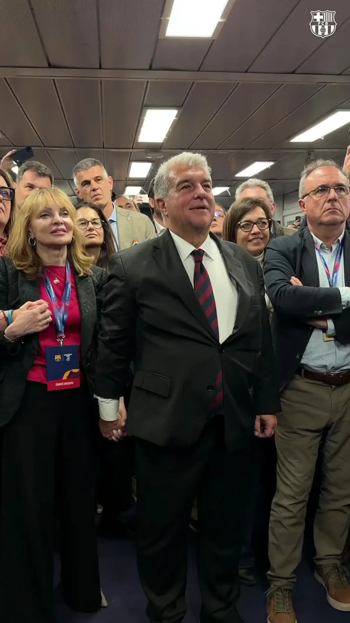 Barcelona'da Tarihi Dönüş: Joan Laporta Yeniden Başkan Seçildi Barcelona'da Tarihi Dönüş: Joan Laporta Yeniden Başkan Seçildi