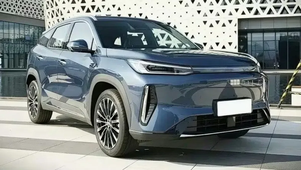 Geely Galaxy M7 PHEV Tanıtıldı: Elektrikte 225 km, Toplamda 1730 km Menzil Geely Galaxy M7 PHEV Tanıtıldı: Elektrikte 225 km, Toplamda 1730 km Menzil