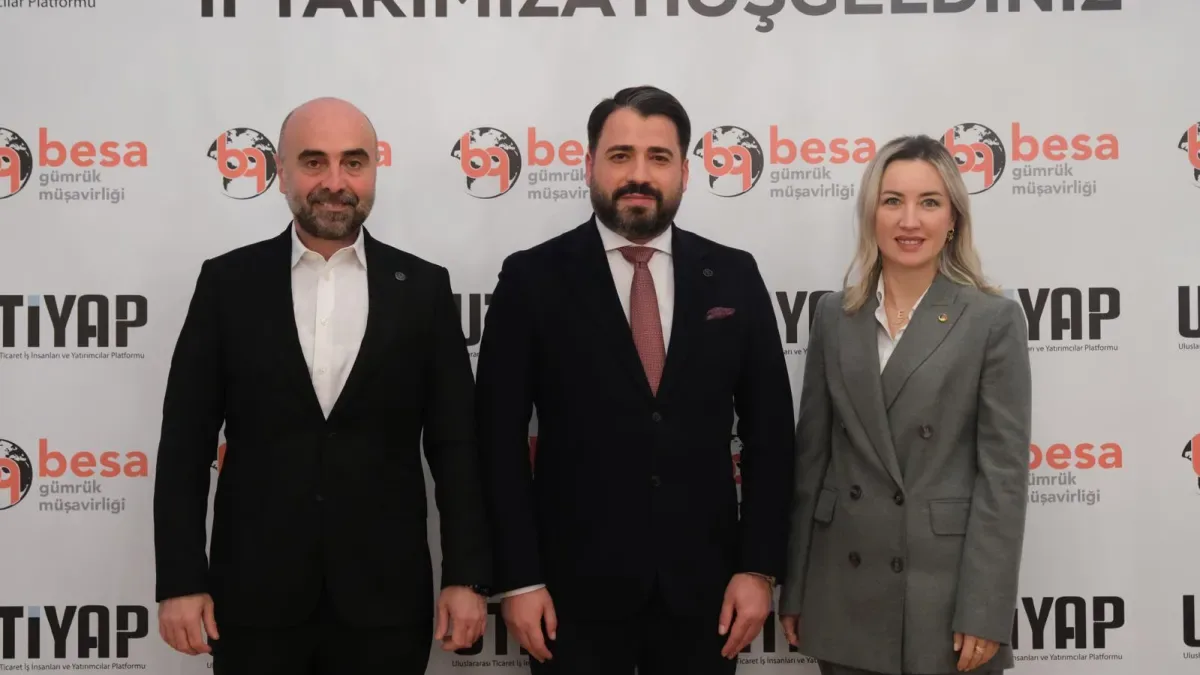 Bursa Ticaret Borsası Yöneticileri UTİYAP İftarında Buluştu Bursa Ticaret Borsası Yöneticileri UTİYAP İftarında Buluştu