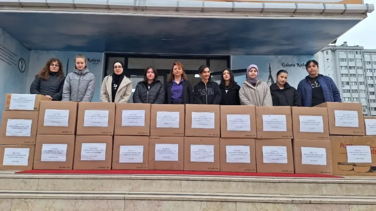 Cahit Zarifoğlu Anadolu Lisesi'nden Ramazan'da Anlamlı Proje: Bir Oyuncak Bin Mutluluk Cahit Zarifoğlu Anadolu Lisesi'nden Ramazan'da Anlamlı Proje: Bir Oyuncak Bin Mutluluk