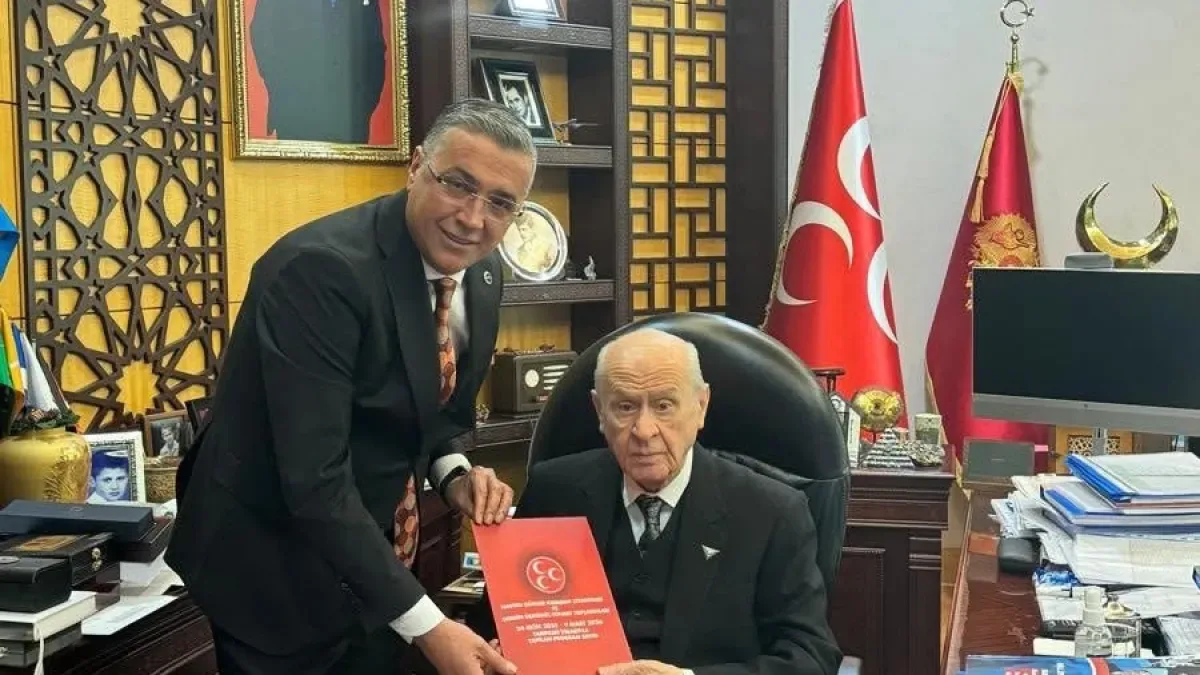 MHP Ankara İl Başkanı Alparslan Doğan, Devlet Bahçeli'yi Ziyaret Etti MHP Ankara İl Başkanı Alparslan Doğan, Devlet Bahçeli'yi Ziyaret Etti