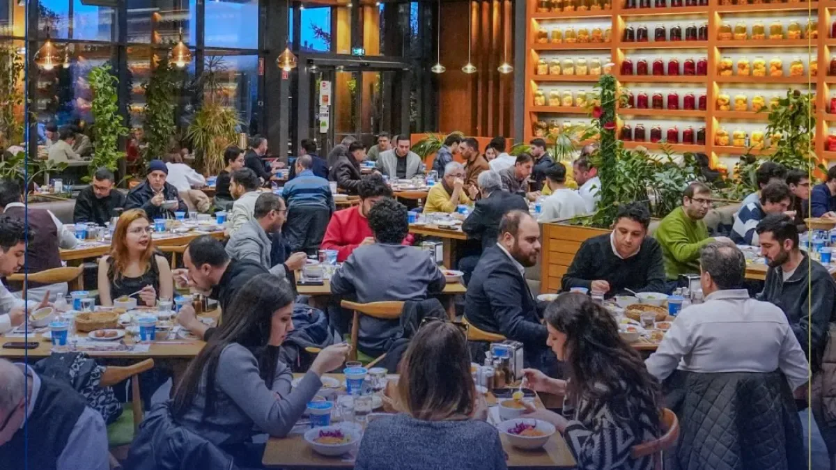 YTÜ Yıldız Teknopark Ramazan İftarında Teknoloji ve Dayanışma Buluşması Gerçekleştirdi YTÜ Yıldız Teknopark Ramazan İftarında Teknoloji ve Dayanışma Buluşması Gerçekleştirdi