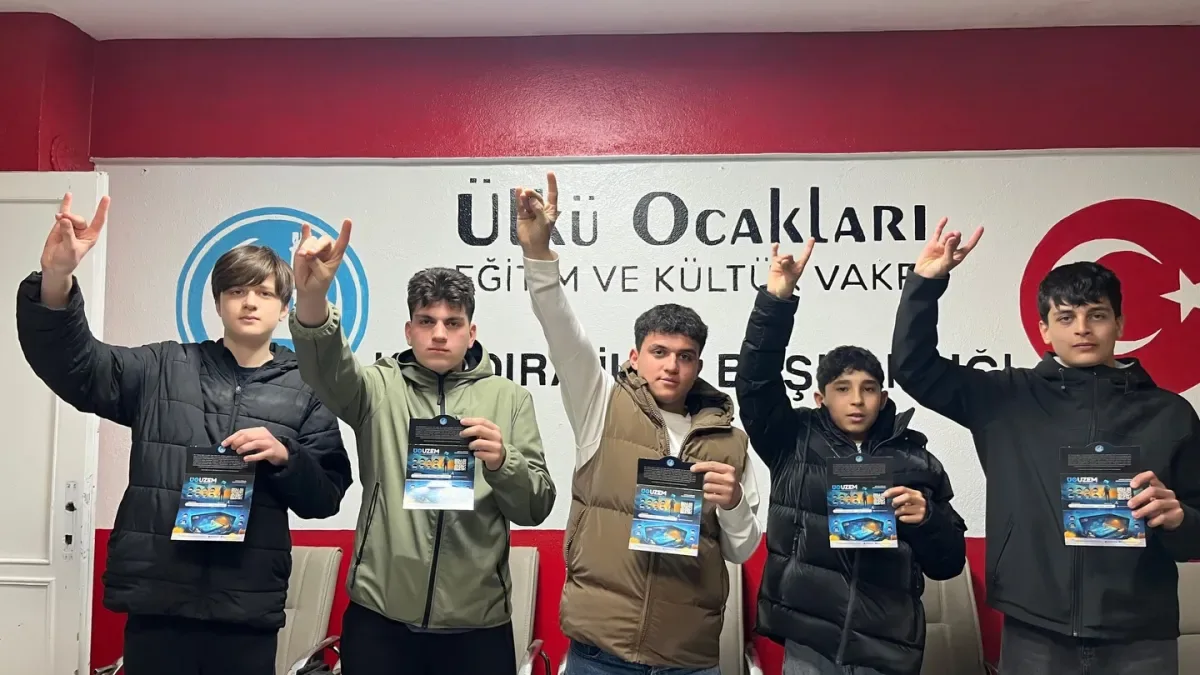 Kandıra Ülkü Ocakları'na UZEM Dijital Eğitim Platformu Kuruldu Kandıra Ülkü Ocakları'na UZEM Dijital Eğitim Platformu Kuruldu