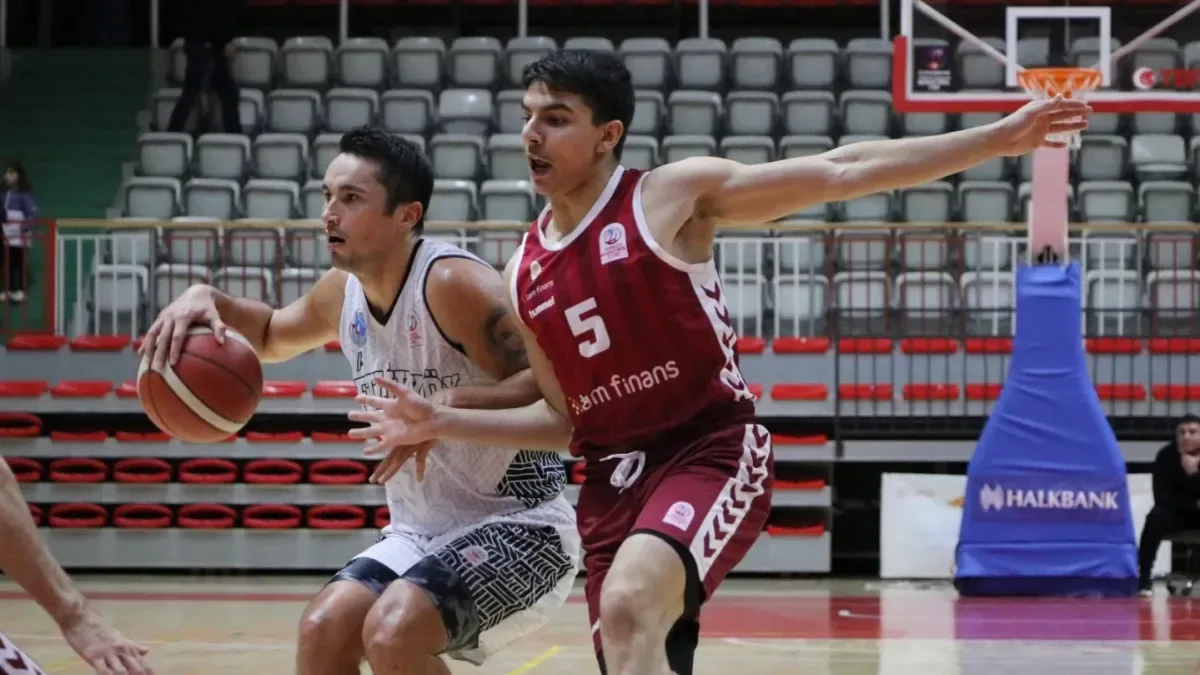 Çiftlikköy Belediye, İTÜ'yü 80-60 Yenerek TB2L Play-Off Yolculuğuna Hazır Çiftlikköy Belediye, İTÜ'yü 80-60 Yenerek TB2L Play-Off Yolculuğuna Hazır