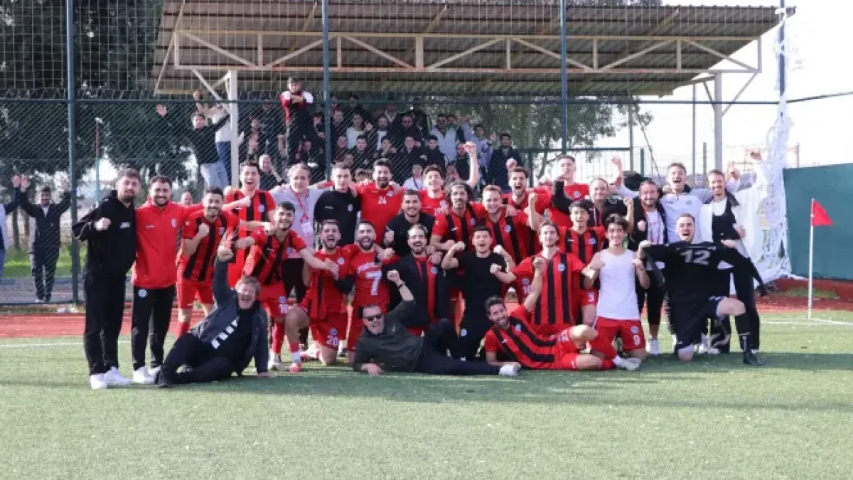 15 Yıl Sonra BAL'a! Çiftlikköy Belediyespor Şampiyonluğa Ulaştı 15 Yıl Sonra BAL'a! Çiftlikköy Belediyespor Şampiyonluğa Ulaştı