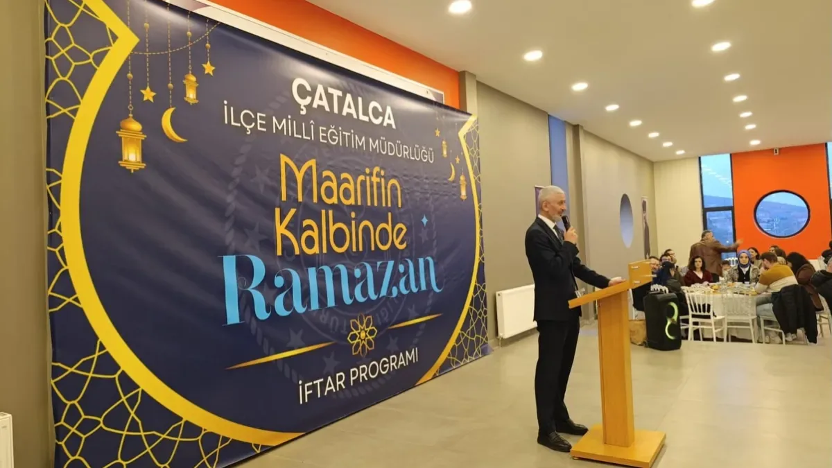 Çatalca'da Öğretmenlerle İftar Buluşması Gerçekleşti: Maarifin Kalbinde Ramazan Çatalca'da Öğretmenlerle İftar Buluşması Gerçekleşti: Maarifin Kalbinde Ramazan