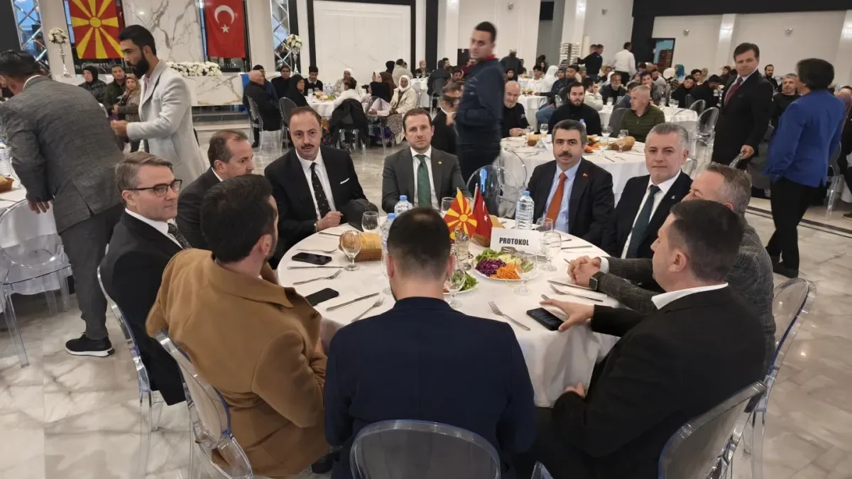 Ahmet Kılıç, Kuzey Makedonya'da Soydaşlarla İftarda Buluştu Ahmet Kılıç, Kuzey Makedonya'da Soydaşlarla İftarda Buluştu