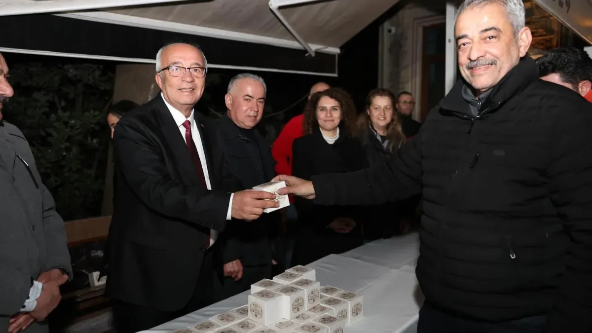 Şile'de Kadir Gecesi Coşkusu: Belediye Hemşehrilerle Buluştu Şile'de Kadir Gecesi Coşkusu: Belediye Hemşehrilerle Buluştu