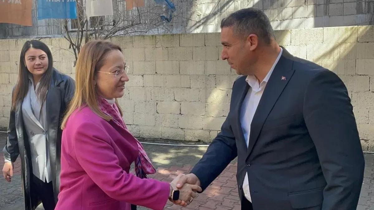 Derya Bakbak Yavuzeli'nde Teşkilatla Buluştu: Ramazan Değerlendirmesi ve Bayram Hazırlıkları Derya Bakbak Yavuzeli'nde Teşkilatla Buluştu: Ramazan Değerlendirmesi ve Bayram Hazırlıkları