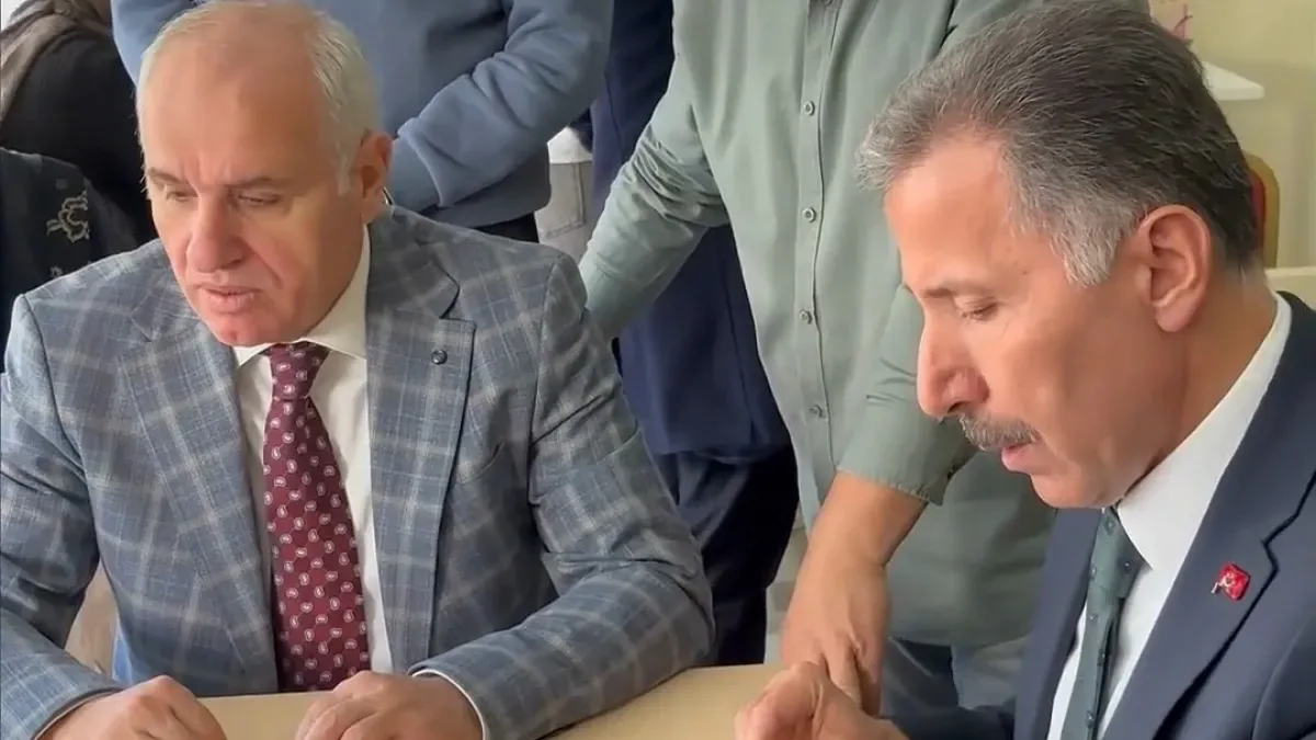 Sincan'da Maker Öğretmen Atölyesi Tamamlandı: 600 Öğrenci Kendi Oyuncağını Üretecek Sincan'da Maker Öğretmen Atölyesi Tamamlandı: 600 Öğrenci Kendi Oyuncağını Üretecek