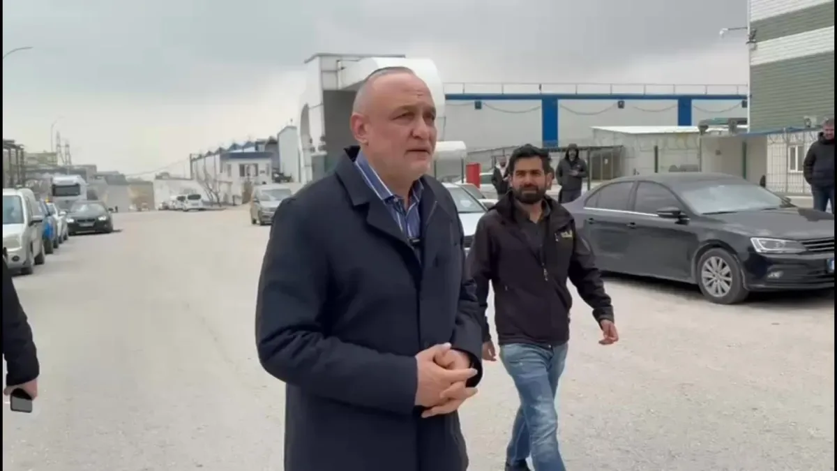 CHP'li Melih Meriç'ten Sırma Halı İşçilerine Destek: "Emek En Yüce Değerdir" CHP'li Melih Meriç'ten Sırma Halı İşçilerine Destek: "Emek En Yüce Değerdir"
