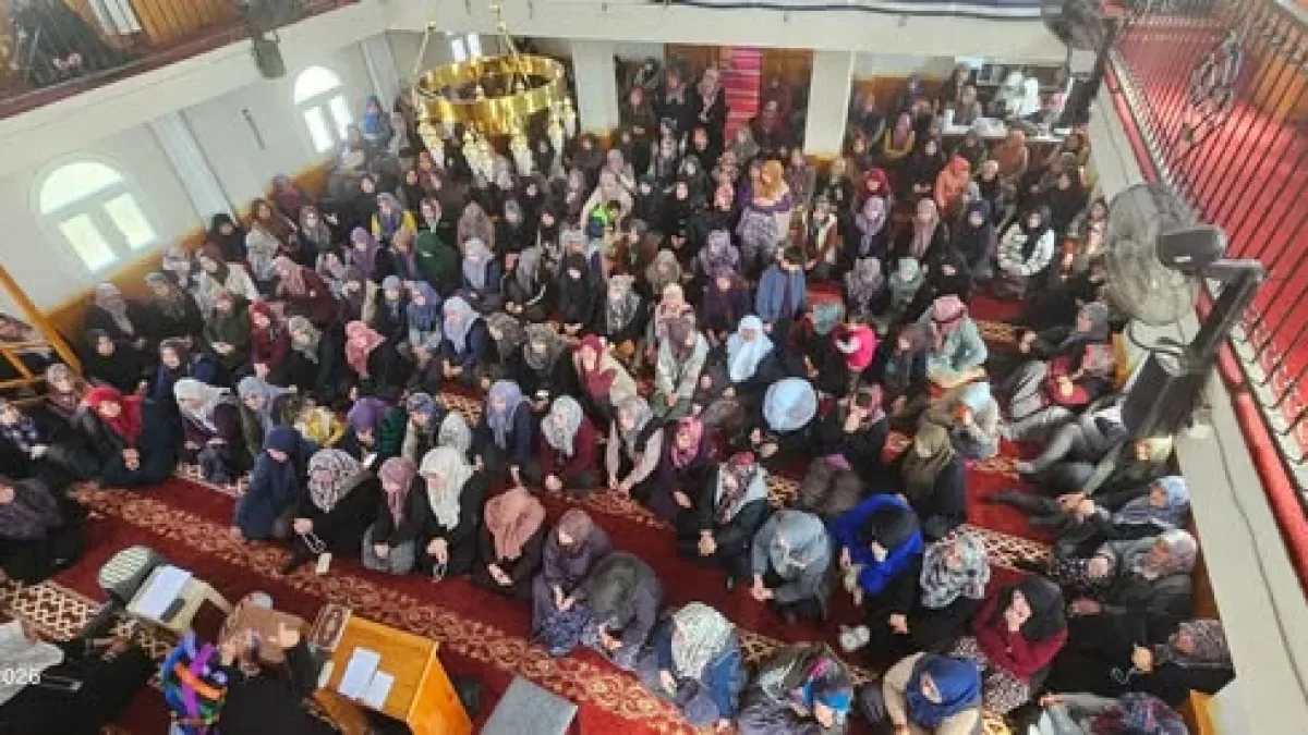 Kozan'da Kadir Gecesi'ne Özel Kadın Buluşmaları: Üç Camiye Yayılan Manevi Program Kozan'da Kadir Gecesi'ne Özel Kadın Buluşmaları: Üç Camiye Yayılan Manevi Program