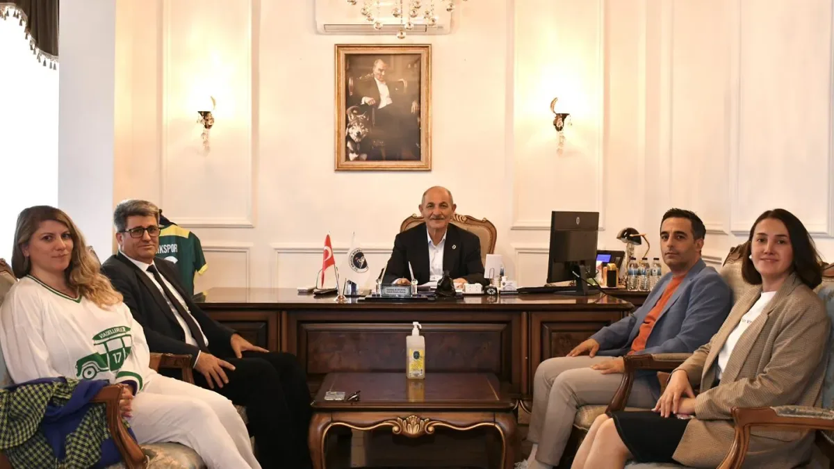 Kalecik'te TÜBİTAK Destekli Kırsal Kalkınma Projesi: Köy Okullarına Doğa ve Tarım Atölyeleri Geliyor Kalecik'te TÜBİTAK Destekli Kırsal Kalkınma Projesi: Köy Okullarına Doğa ve Tarım Atölyeleri Geliyor