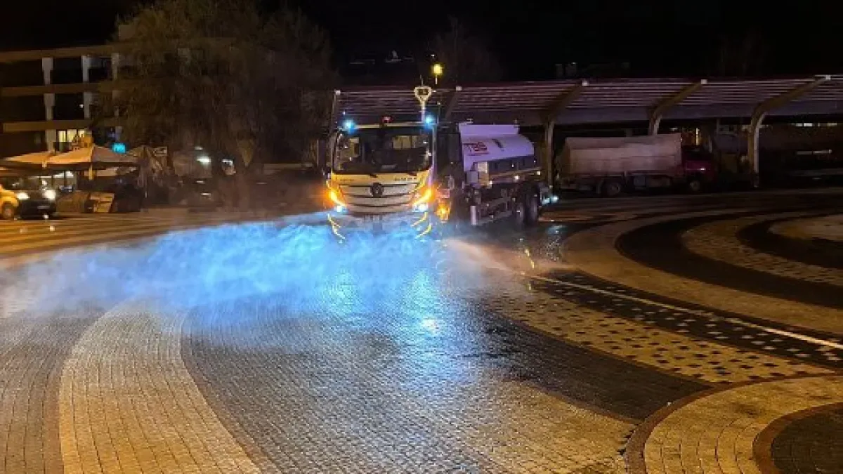 Nallıhan'da Ramazan Bayramı Hazırlıkları: İlçe Temizlik Çalışmalarıyla Işıldıyor Nallıhan'da Ramazan Bayramı Hazırlıkları: İlçe Temizlik Çalışmalarıyla Işıldıyor