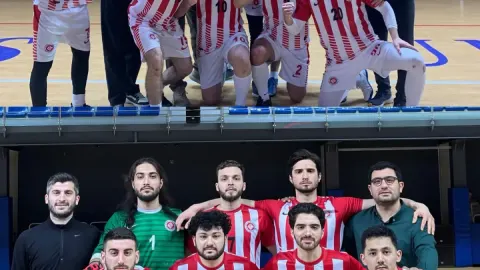 FSMVÜ Futsal Takımı Çeyrek Finalde: İstanbul Ligi'nde Büyük Başarı